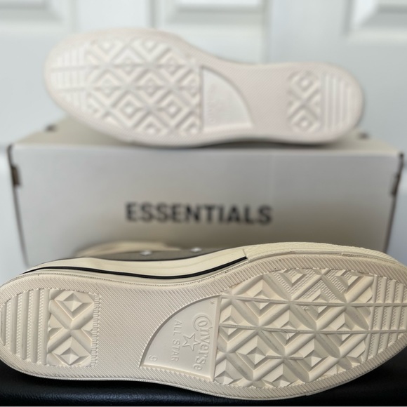 Converse Chuck Taylor All-Star 70 Hi x Fear of God Essentials - Picture 4 of 4
